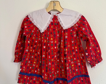 Robe alphabet vintage pour fille