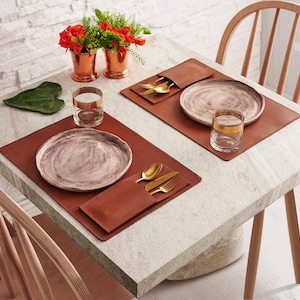 Handmade Rectangular Leather Placemat – Genuine Leather Table Mat – Rustic Dining Decor – Minimalist Table Setting – Gardin Leather