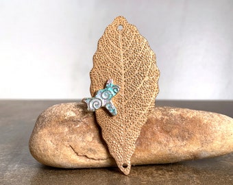 Goldie Bronze Clay Large Leaf Pendant with Dragonfly for Jewelry Designing