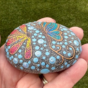Dot-Painted Butterfly and Flower | Painted Rocks | Rock Art | Garden Stone | Desktop Decoration