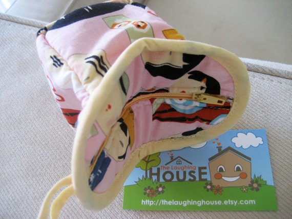 Paw Me Coin Pouch Yui Kokeshi Pink Etsy Paw Me Coin Pouch Yui Kokeshi Pink Etsy