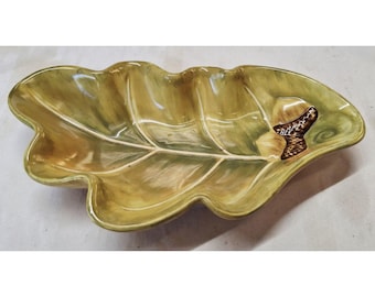 Pfaltzgraff Plymouth Leaf-Shaped Ceramic Serving Dish 12" Green & Brown Acorn Design Dishwasher Safe