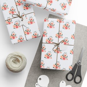 Elegante carta da regalo floreale per matrimoni, compleanni e occasioni speciali. Carta da regalo romantica disponibile in opaco o lucido in 3 misure.
