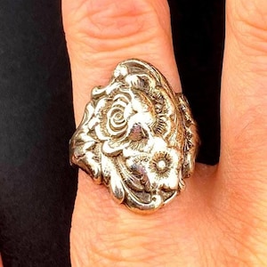 Antique S Kirk and Son Sterling Silver Repoussé Floral Ring