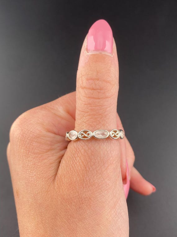 Vintage Sterling Silver Quartz Infinity Ring - image 4