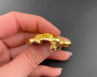 Christian Dior☆極美品☆ビンテージ・キラキラ大きなカメリアブローチ Christian Dior☆極美品☆ビンテージ・キラキラ大きなカメリアブローチ