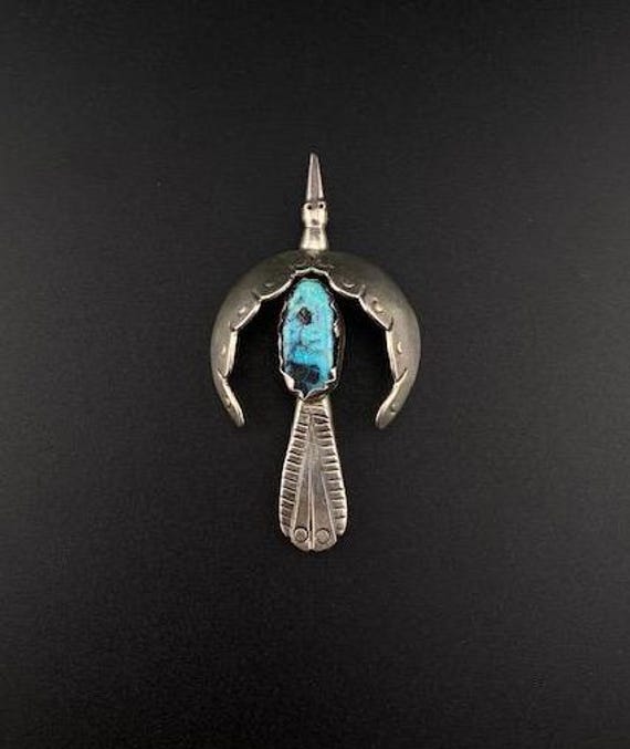 Striking Vintage Native American Jewelry Navajo Waterbird Sterling Silver Turquoise Necklace Old Striking Vintage Native American Jewelry Navajo Waterbird Sterling Silver Turquoise Necklace Old