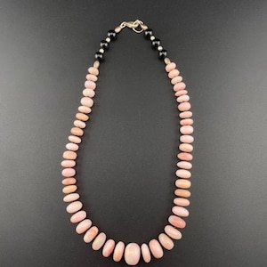 Pink Queen Conch and Onyx Bead Necklace