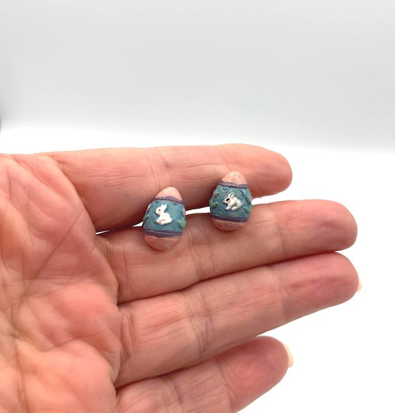 Vintage Handpainted Easter Egg Stud Earrings - image 1