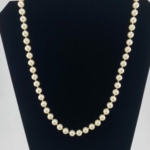 Creamy White 28&quot; Faux Pearl Necklace
