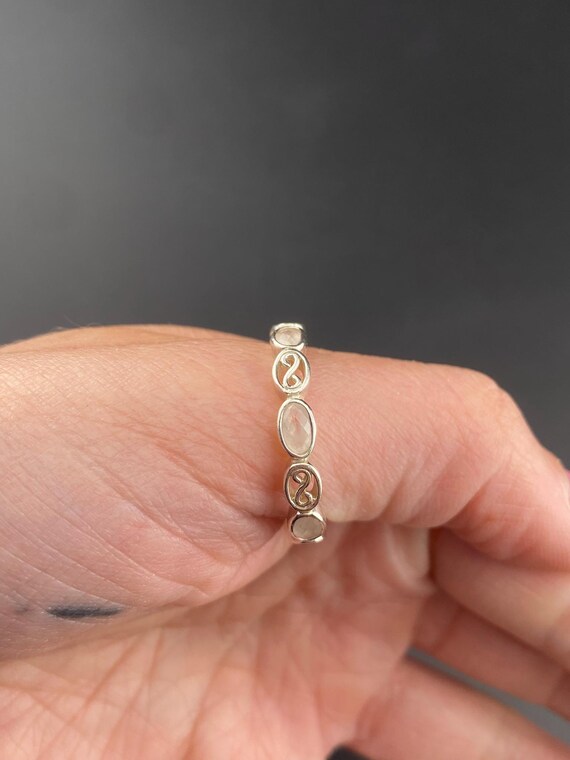 Vintage Sterling Silver Quartz Infinity Ring - image 5