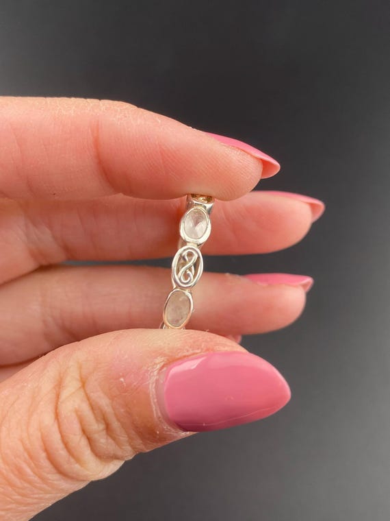 Vintage Sterling Silver Quartz Infinity Ring - image 6