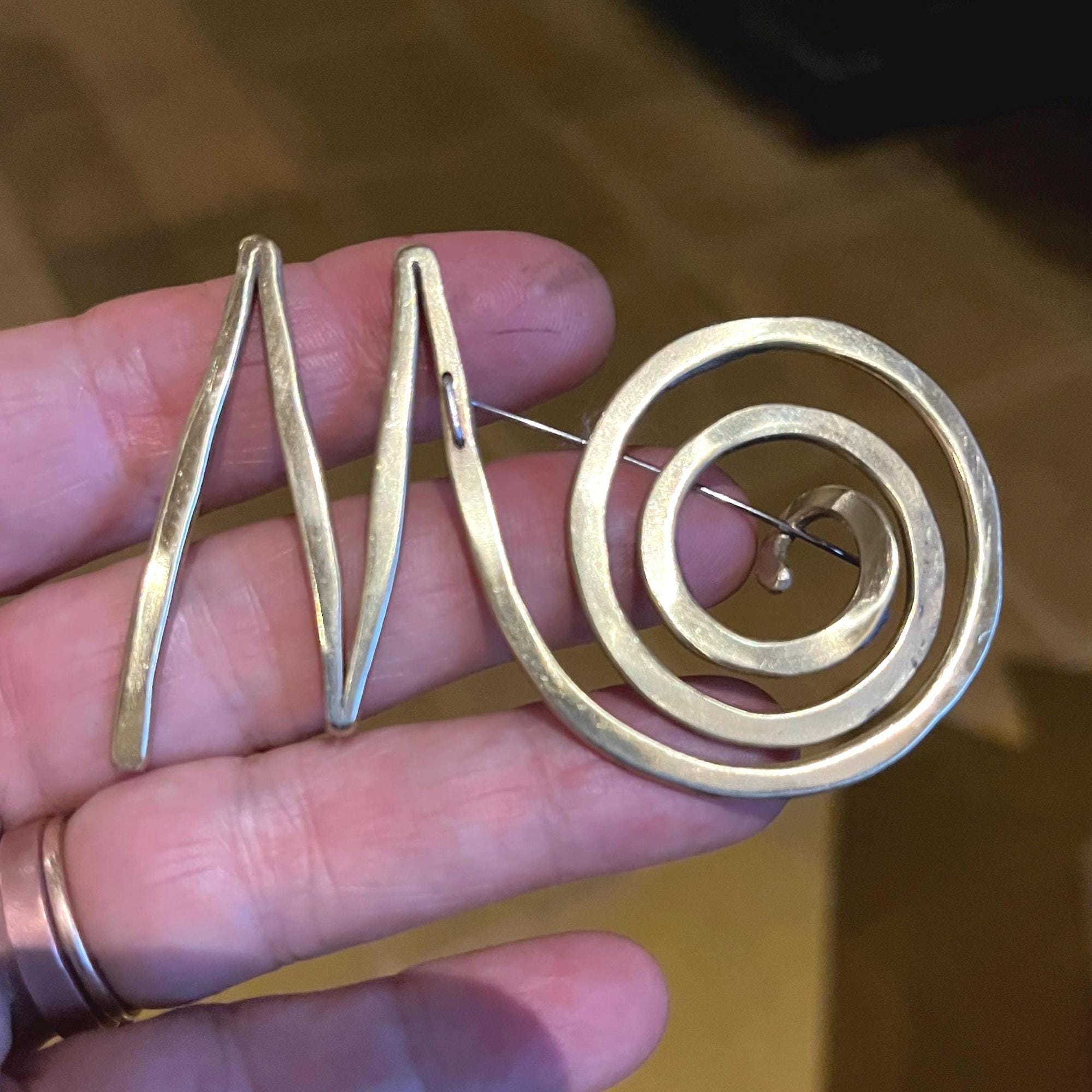 Alexander Calder Pin - Etsy