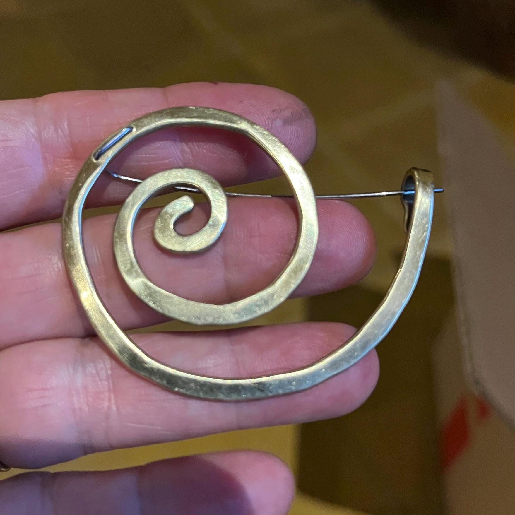 アクセサリー ART COMES FIRST ART COMES FIRST（アートカムズファースト）の「AVES CES FRERES