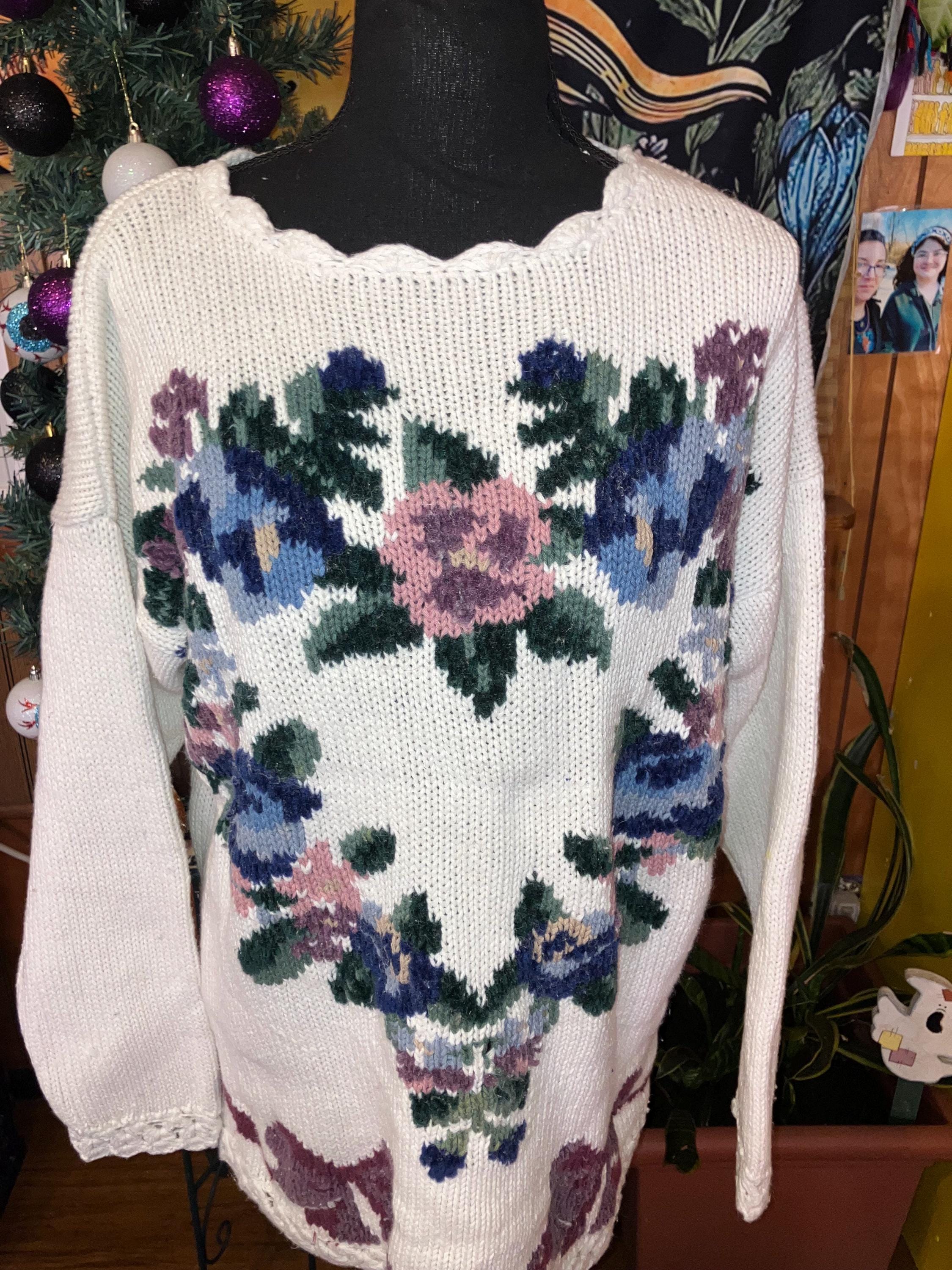 Vintage women’s 80’s large white heavyweight floral sweater rare