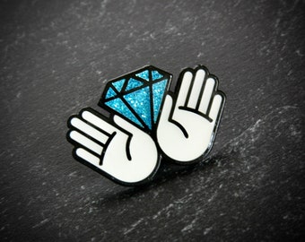 Diamond Hands - Enamel Pin