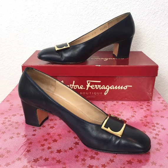 Vintage 70s 80s Ferragamo shoes heels pumps