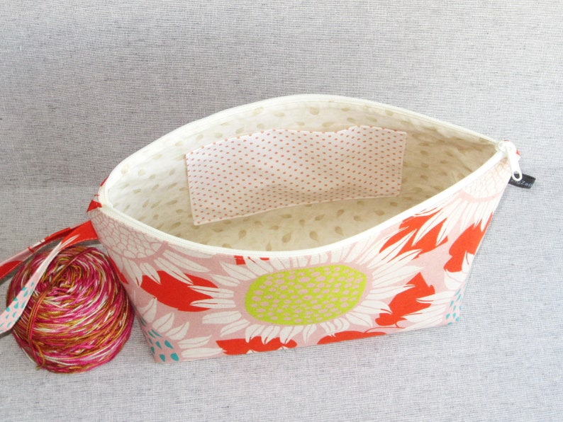 Wedge Bag Front Yard Shawl Project Size Knitting Bag Sunflowers