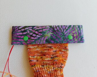 Knitting Needle Keeper DPN Cozy for 6 inch needles - Purple and green Batik