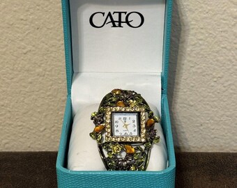 Vintage CATO Quartz Watch Bronze Tone Filigree Open Bangle Band Rhinestones Box