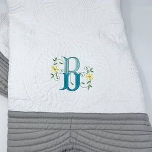 Embroidered Baby Quilt, Personalized Baby Blanket, Monogrammed Baby Blanket , Newborn Keepsake, Baby Shower Gift