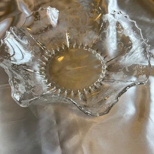 Large Crimped Bowl Vintage Elegant Glass Prelude Etched Pattern Radiance New Martinsville Viking Glass
