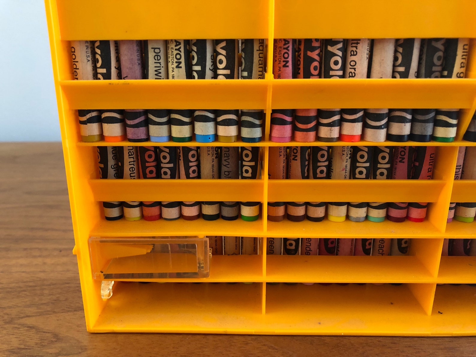 Vintage Crayola Crayons 72 in Carrying Case Etsy