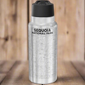 Botella de agua con aislamiento topográfico del Parque Nacional Sequoia, vaso de 32 oz, mapa topográfico real del USGS, artículos para beber inspirados en la naturaleza al aire libre