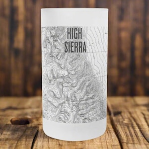 Boccale da birra topografico smerigliato del Monte Whitney, High Sierra, Pacific Crest Trail, John Muir PCT, JMT