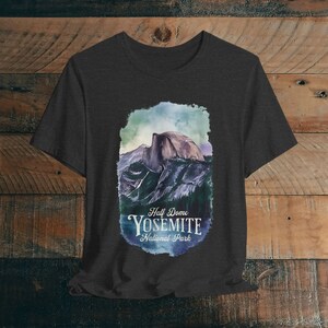 Camiseta unisex de corte suave Half Dome del Parque Nacional Yosemite, ropa de naturaleza para exteriores