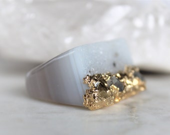 Raw sapphire ring, pearl ring, druzy ring, agate ring, crystal ring, statement ring, gold ring, carved ring, gifts for her, cocktail ring