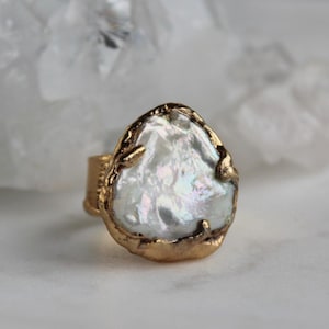pearl ring, gold ring, stacking ring, stackable ring, pearl lover, gifts for her, everyday ring, bridal jewelry