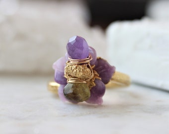 ON SALE flower ring, gold ring, peridot, amethyst, gift for her