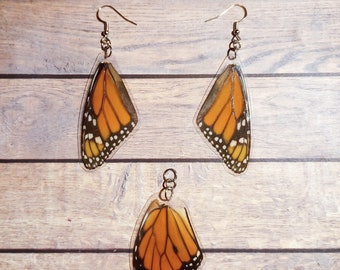 Monarch butterfly set  - Real whole butterfly wings earrings and necklace