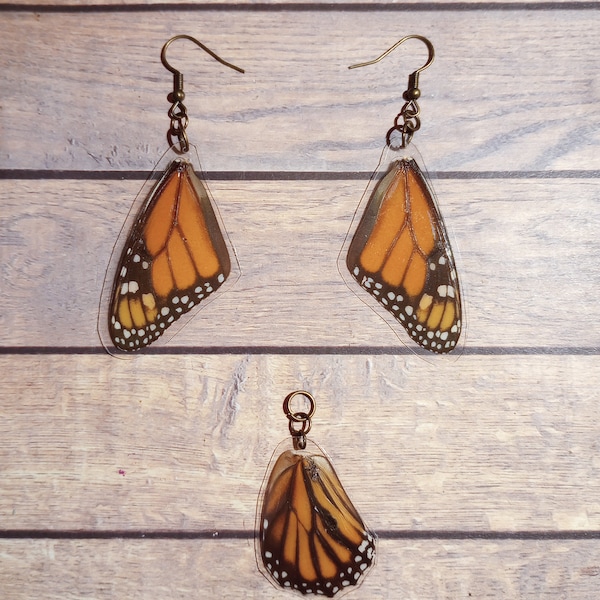 Monarch butterfly set- Real whole butterfly wing necklace