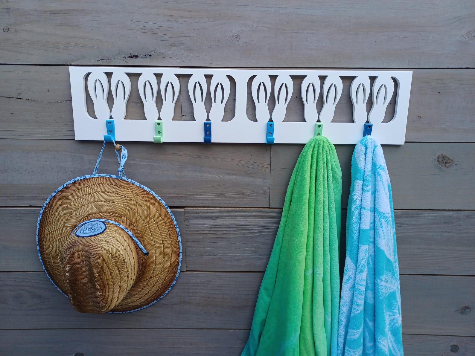 Weatherproof Hat Rack Weatherproof Outdoor PVC Flip Flop Hat Towel Suit Pool Rack / Coastal ...