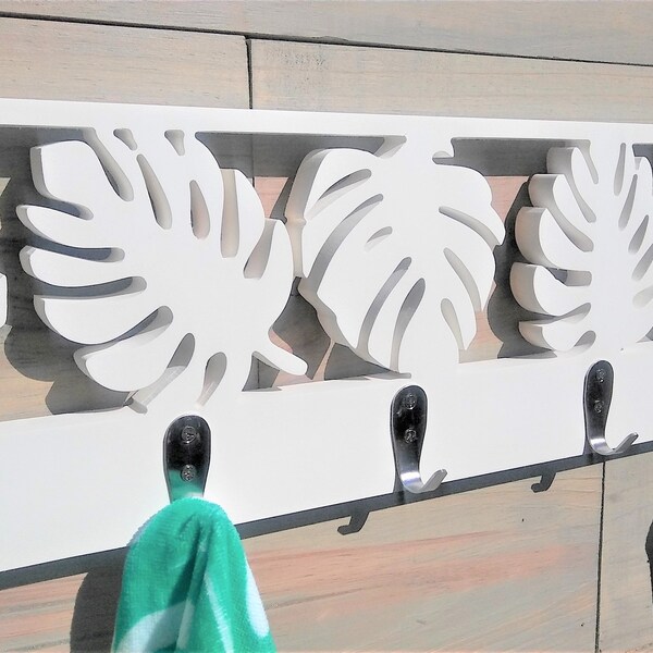 6 Hook Weatherproof PVC Tropical Leaf Cutout Indoor / Outdoor Hat Towel Suit Pool Shower Rack / Coastal Beach Hooks Home House Bath Decor