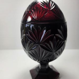 Vintage Ruby Red Glass Pedestal Candy Dish – Luminarc Durand Cristal D’Arques