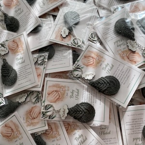 Porte-clés en macramé fait main Baybshower mariage Bohème anniversaire | Carte-cadeau avec mini bouquet de fleurs séchées | Cadeau d'anniversaire avec prénom
