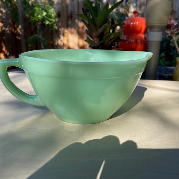 FIRE KING jadeite Batter Bowl Side Handle Spouted with 3/4 Inch Rim Collectible Fire King Vintage Fire King Anchor Hocking Green