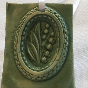 Sage or dark green mini Lilly of the Valley tile