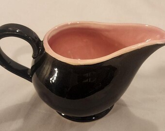 Jarra de crema de cerámica negra y rosa de McCoy USA – Cerámica vintage