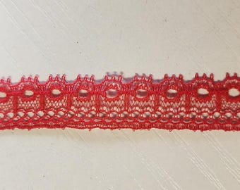 Cinta decorativa roja de 1/2" de la marca Vintage Wrights Native Textiles, rollo de más de 300 yardas, patrón 22250.