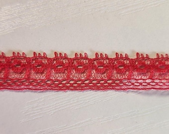 Cinta decorativa roja de 1/2 pulgada de la marca Vintage Wrights Native Textiles, rollo de 520 yardas, patrón 22250.