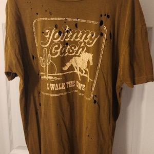Johnny Cash I Walk the Line Tee XL Brown Distressed Graphic Shirt image 1