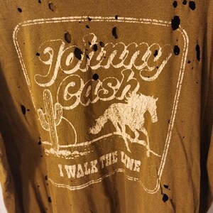 Johnny Cash I Walk the Line Tee XL Brown Distressed Graphic Shirt image 2