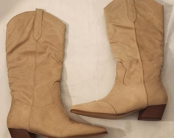 Coutgo Women’s Western Cowboy Boots Tan Suede Size 8 – NEW