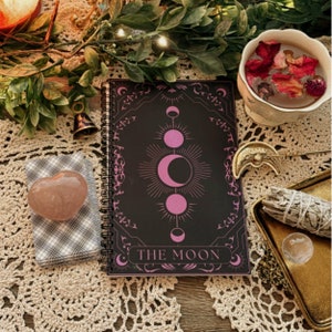 Bullet Journal du tarot de la lune - Cahier de sorcière pour la orthographe, les notes de tarot ou les rituels lunaires | Cadeau pour sorcières spirituelles