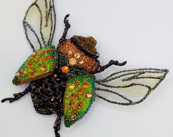 Broche scarabée scarabée - grand art 3d dessiné à la main - bijoux tendance