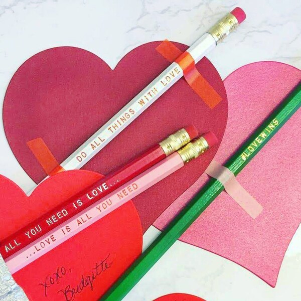 Love Heart Valentine Engraved Pencil & Card 6 Pack, Sweet and Fun Valentine Gift, gift under 10, gift for teacher, friend gift, sweet gifts